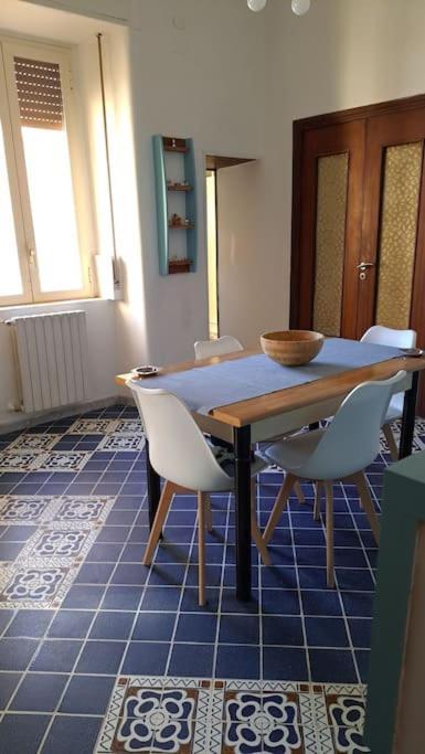 Donnaromita House Hystoric Center Naples