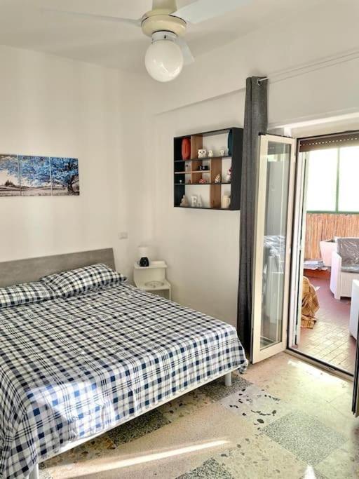 Apartment Donnaromita House Hystoric Center