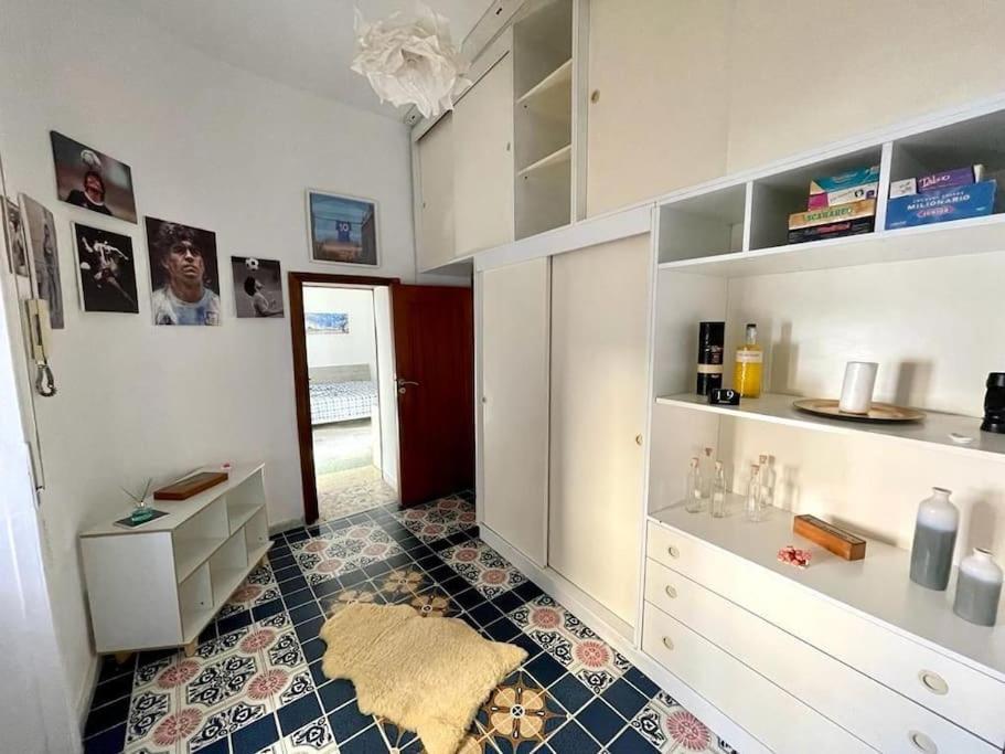 Donnaromita House Hystoric Center Apartment Naples