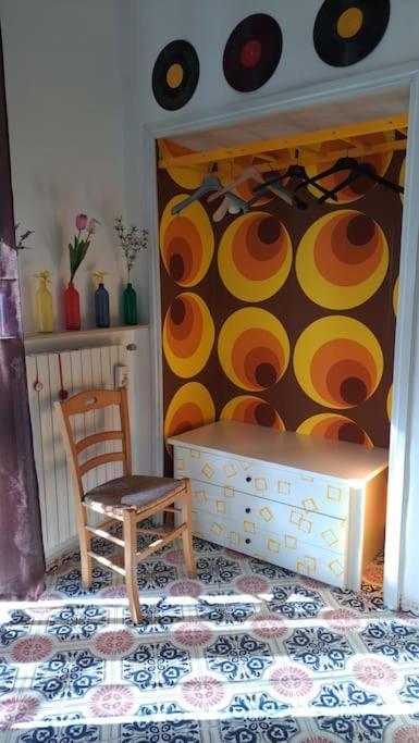 Donnaromita House Hystoric Center * Naples